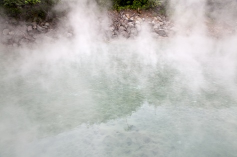 Lợi ích của việc  tắm suối nước nóng - Onsen
